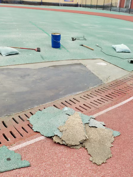 白银球场翻新维修补、球场翻新修补改造